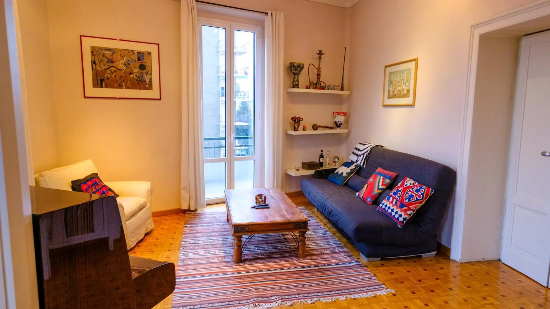 Maestros Vintage Apartment location
